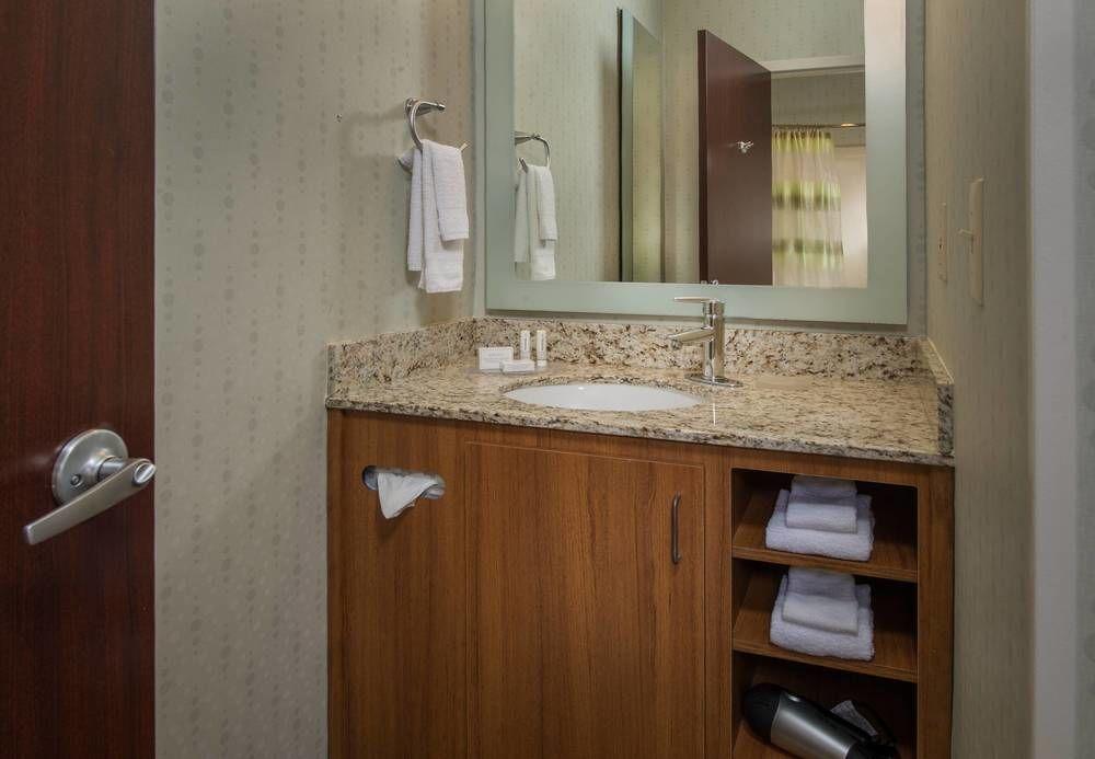 Springhill Suites Herndon Reston Exterior photo